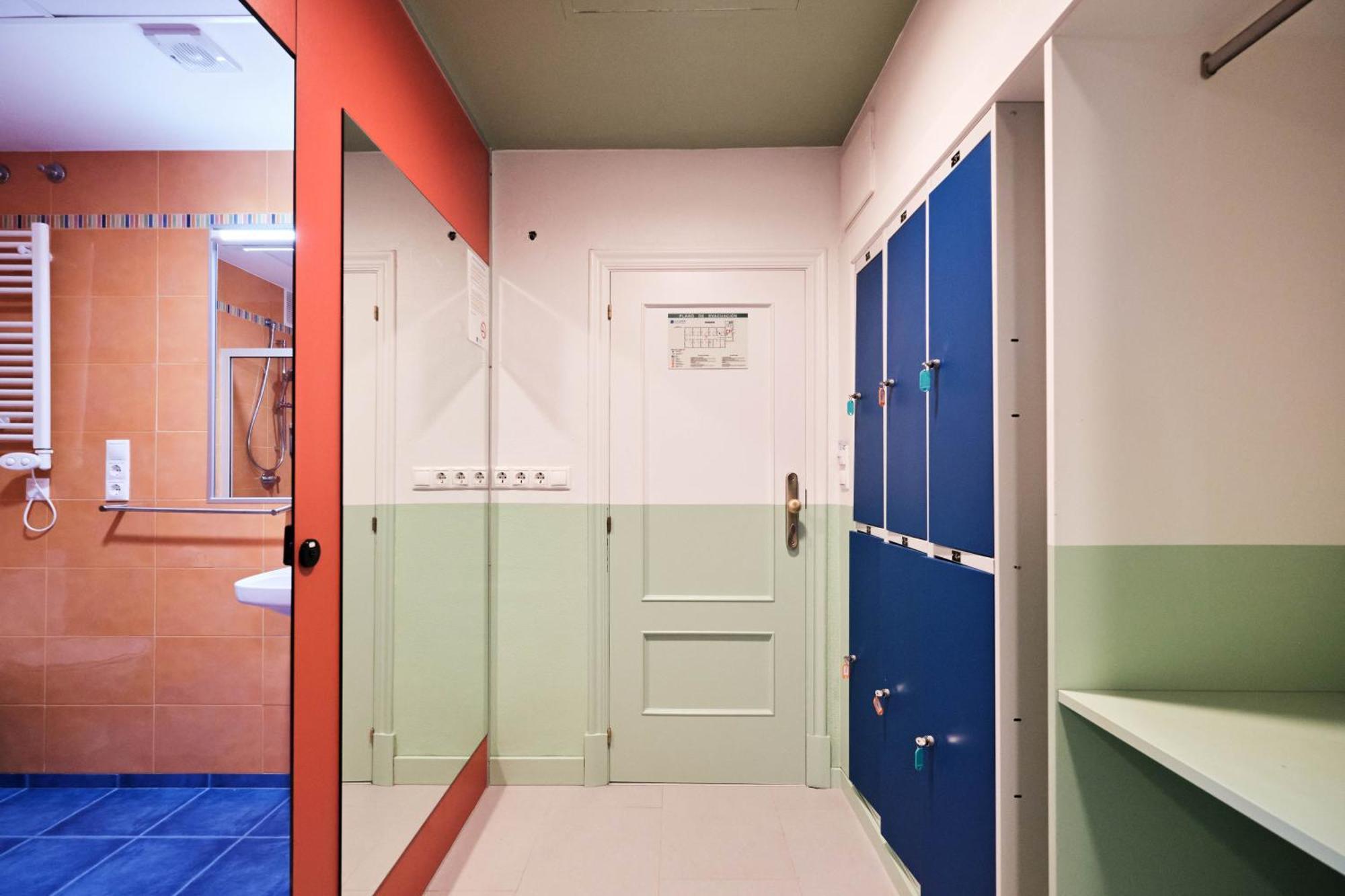 Loop Inn Hostel Сантьяго-де-Компостела Экстерьер фото